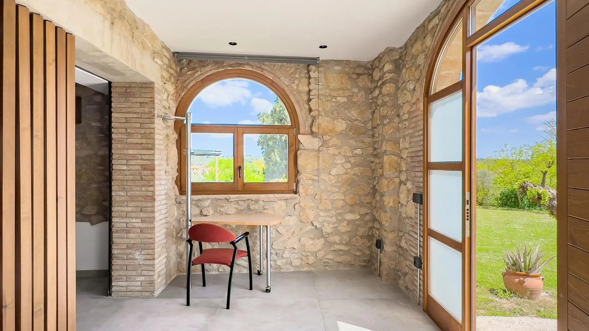 Majordoms - Mas Maria Carmen Dalmau Villa Sant Andreu del Terri